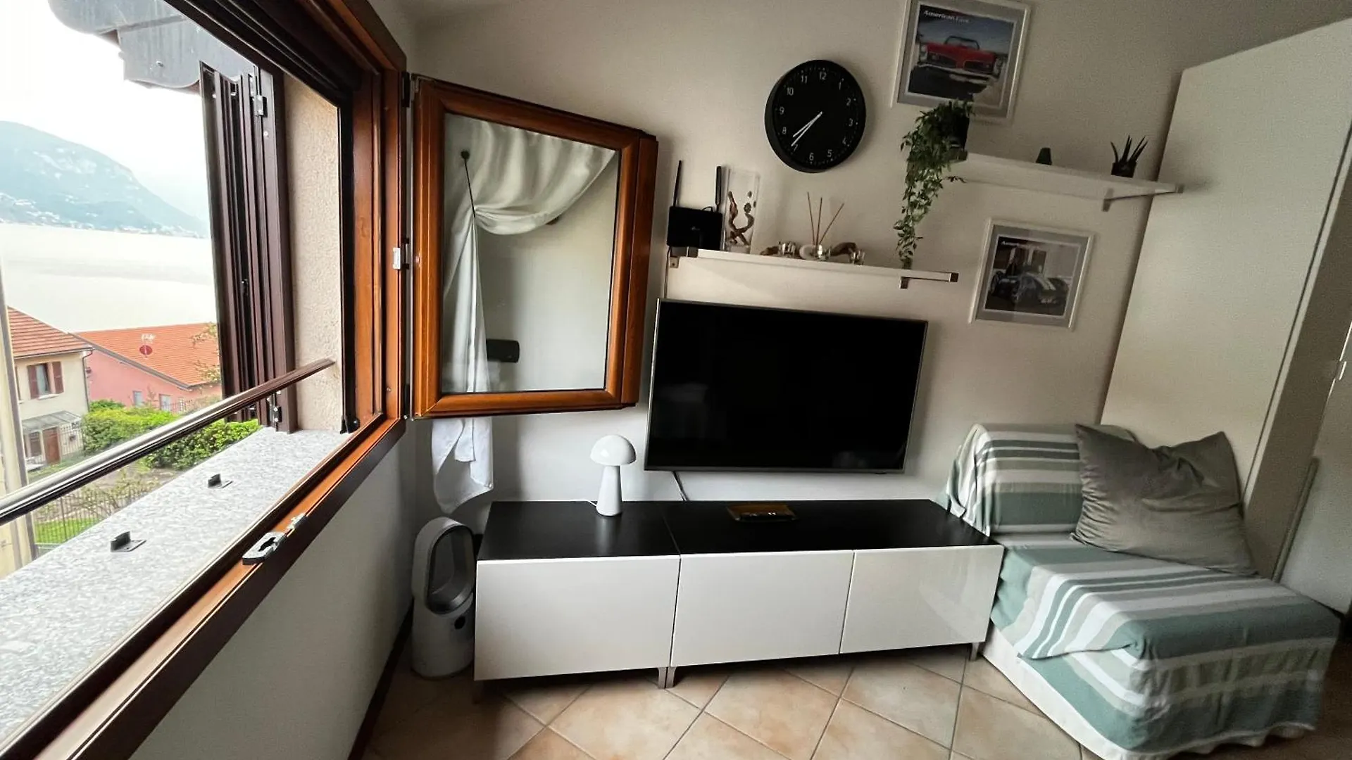 Monoflex Apartment Acquaseria 0*,